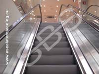 Step by Step Rulltrappsrengöring för industriell rengöring, tvättning av rulltrappor och rullband